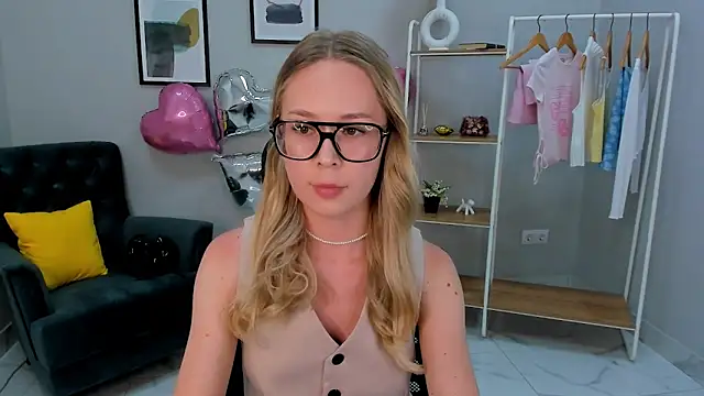 Dana Long online show from 06.07.26