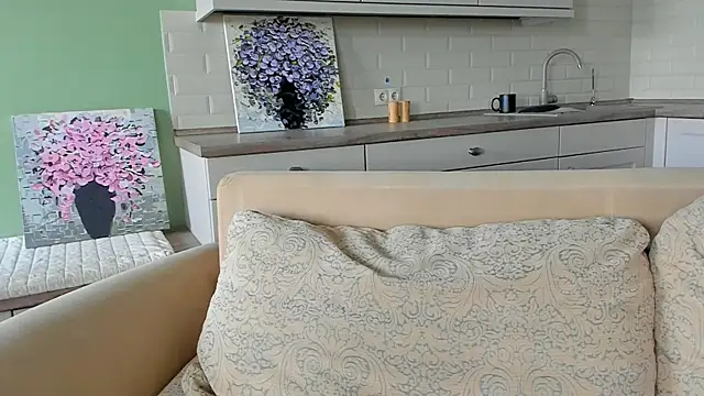 SwiiityKiss online show from 07.06.26
