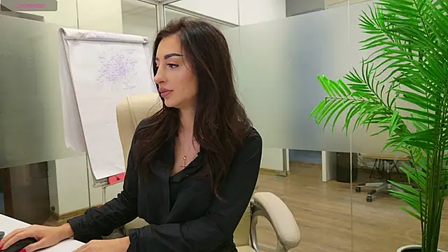 Snapshot of BabesGoWild chatting on 01.08.25 BabesGoWild online show from 01.08.25