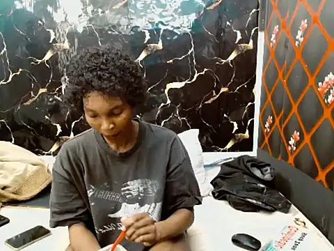 Snapshot of Caramelminxx_ chatting on 07.03.26 Caramelminxx online show from 07.03.26