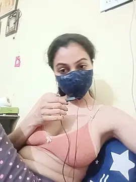 Snapshot of Shaina01 chatting on 06.22.26 Shaina01 online show from 06.22.26