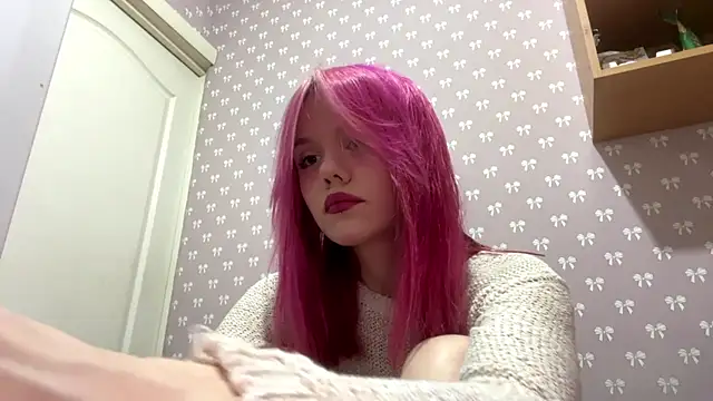 Linecutie online show from 07.04.26