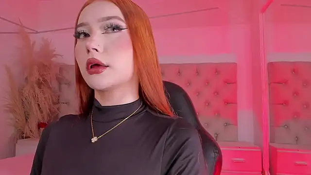 Snapshot of HannahConnor chatting on 06.13.26 HannahConnor online show from 06.13.26