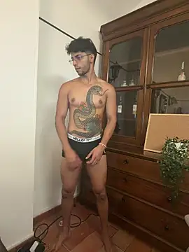 Snapshot of David_Tresh5 chatting on 06.18.26 David Tresh5 online show from 06.18.26