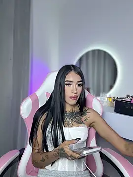 Babyygirl   online show from 06.08.26