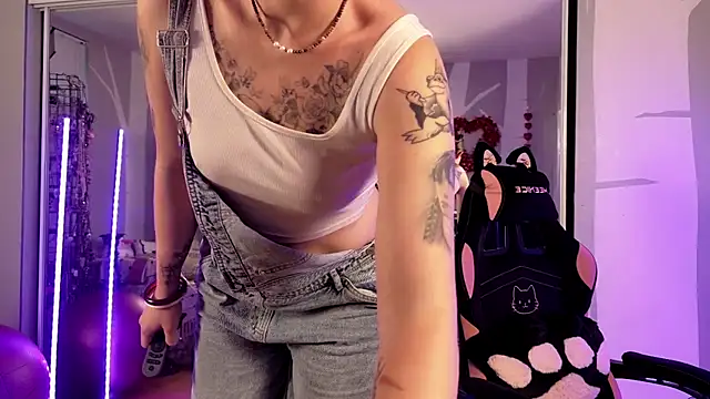 youngmilfBlossom online show from 08.01.26