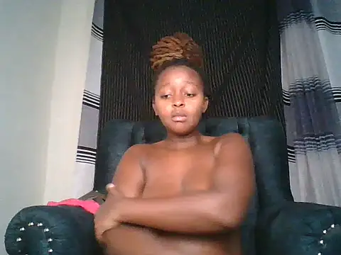 Snapshot of Ellah_simone chatting on 07.01.26 Ellah simone online show from 07.01.26
