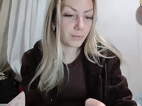 Snapshot of Alana_sc chatting on 06.21.26 Alana sc online show from 06.21.26