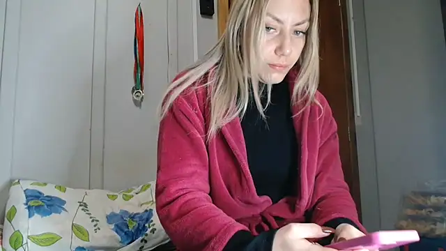 Snapshot of Alana_sc chatting on 06.24.26 Alana sc online show from 06.24.26