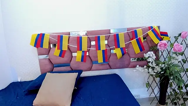 Kym Moon online show from 06.14.26