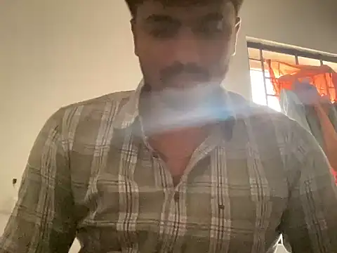 Snapshot of NAVIN0001 chatting on 07.20.26 NAVIN0001 online show from 07.20.26