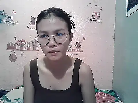 Snapshot of ClassyCrushpinay chatting on 06.19.26 ClassyCrushpinay online show from 06.19.26