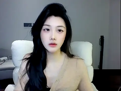 SylvieMaya online show from 06.07.26