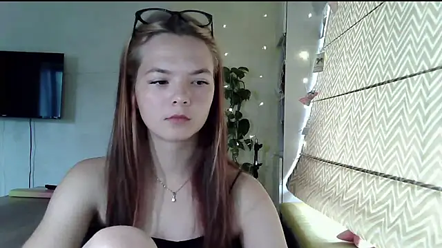 AvrilGillig online show from 07.13.26
