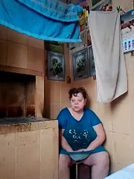 Snapshot of oksana72 chatting on 02.24.26 oksana72 online show from 02.24.26