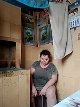 Snapshot of oksana72 chatting on 02.28.26 oksana72 online show from 02.28.26