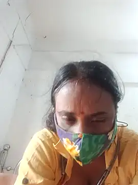 Snapshot of Simi-hot-boudi chatting on 06.29.26 Simi-hot-boudi online show from 06.29.26