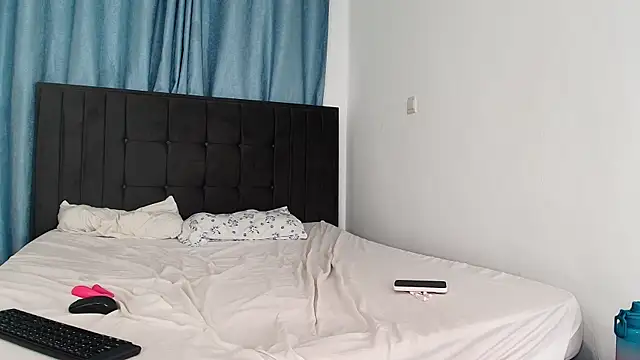 Sweet But Naughty online show from 07.07.26