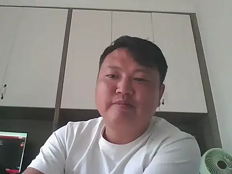 Snapshot of RzBBSS chatting on 06.08.26 RzBBSS online show from 06.08.26