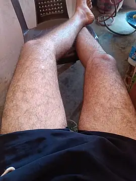 Snapshot of Desindianbull69 chatting on 06.18.26 Desindianbull69 online show from 06.18.26