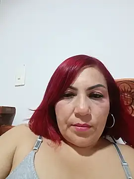 Snapshot of Agata_Traviesa chatting on 06.14.26 Agata Traviesa online show from 06.14.26
