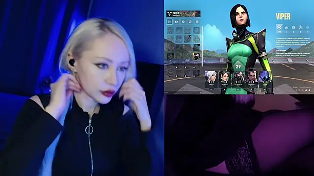 Snapshot of roxxyrowe chatting on 07.12.26 roxxyrowe online show from 07.12.26