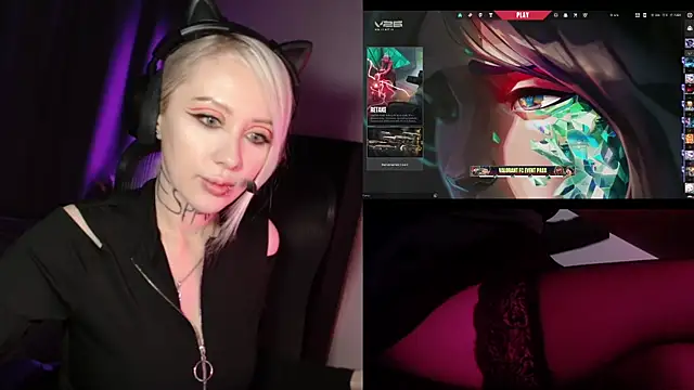 Snapshot of roxxyrowe chatting on 07.19.26 roxxyrowe online show from 07.19.26