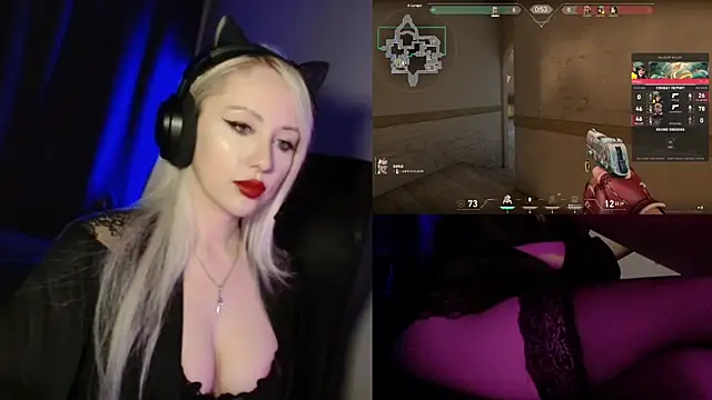 Snapshot of roxxyrowe chatting on 07.27.26 roxxyrowe online show from 07.27.26