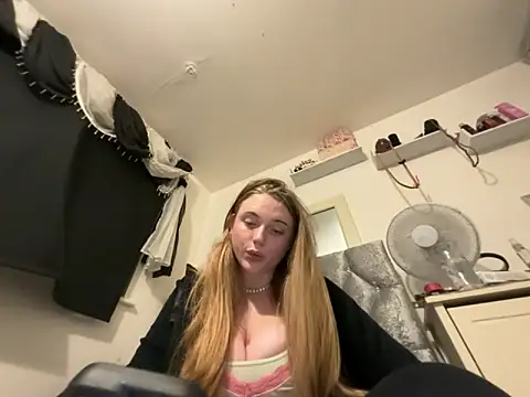 Violetsinxx online show from 06.15.26