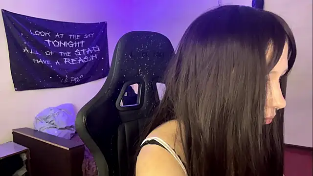 Snapshot of psycholina chatting on 06.23.26 psycholina online show from 06.23.26