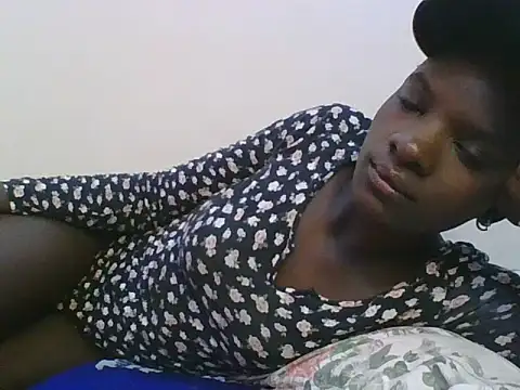 Snapshot of ebonypetite2 chatting on 06.30.26 ebonypetite2 online show from 06.30.26