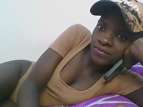 Snapshot of ebonypetite2 chatting on 07.09.26 ebonypetite2 online show from 07.09.26