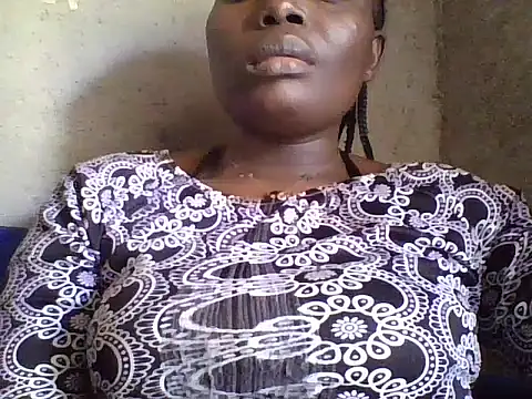Snapshot of Amara254 chatting on 07.20.26 Amara254 online show from 07.20.26