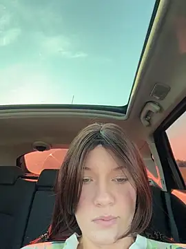 girl-Emily online show from 07.31.26