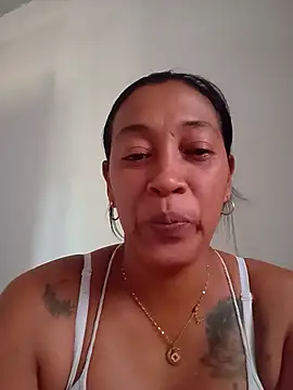 candelahot10 online show from 06.13.26