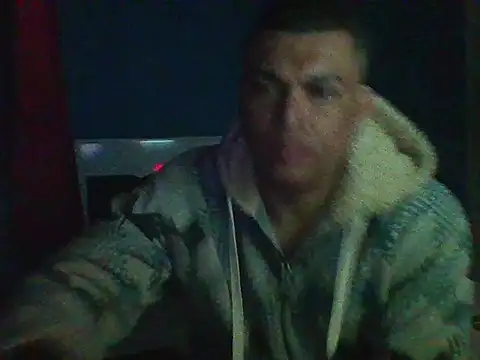 Snapshot of VitorBDote23cm chatting on 06.12.26 VitorBDote23cm online show from 06.12.26