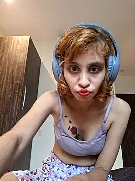 Snapshot of Alishaaroralive chatting on 06.24.26 Alishaaroralive online show from 06.24.26