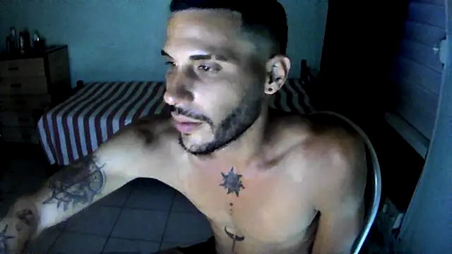 Snapshot of CubanHot27 chatting on 07.06.26 CubanHot27 online show from 07.06.26