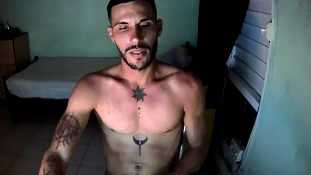 Snapshot of CubanHot27 chatting on 07.10.26 CubanHot27 online show from 07.10.26