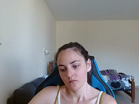 Snapshot of OliviaTheS chatting on 06.14.26 OliviaTheS online show from 06.14.26