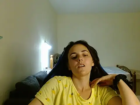 Snapshot of OliviaTheS chatting on 06.16.26 OliviaTheS online show from 06.16.26