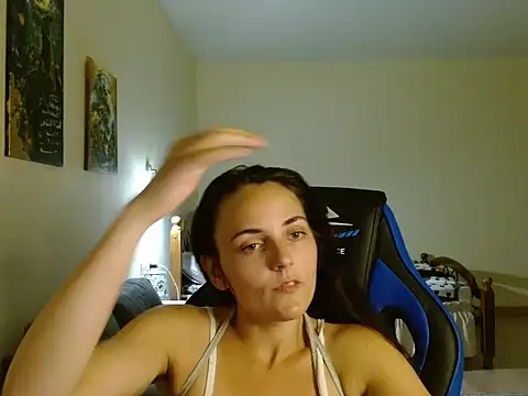 Snapshot of OliviaTheS chatting on 07.31.26 OliviaTheS online show from 07.31.26