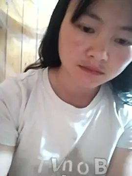 Snapshot of Maly_st chatting on 06.18.26 Maly st online show from 06.18.26