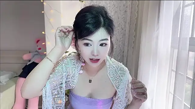 Snapshot of inlkitten chatting on 06.19.26 inlkitten online show from 06.19.26