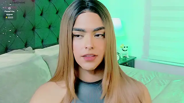 Scarlethvhonparker online show from 03.02.26