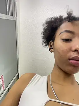 Kiara Kamau XXX online show from 08.01.26
