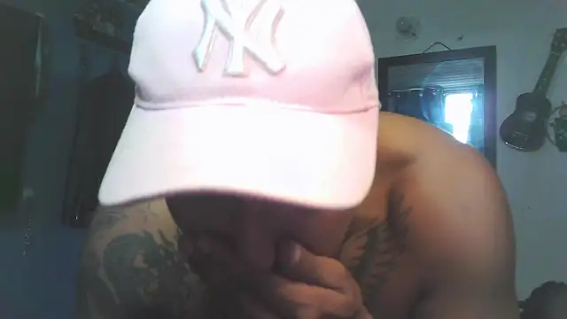 Snapshot of MrGoldenBoy777 chatting on 06.21.26 MrGoldenBoy777 online show from 06.21.26