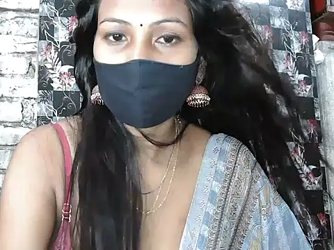 NottyMomo online show from 07.18.26