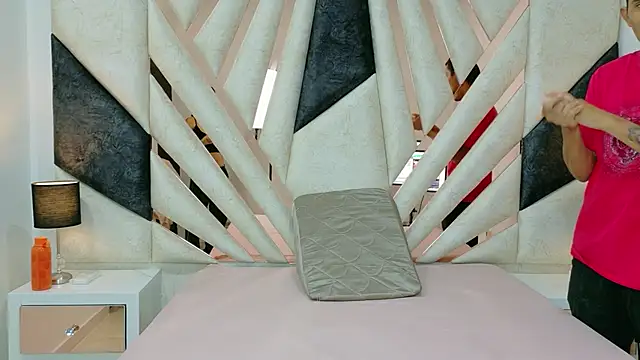 LunaySebastian online show from 06.27.26