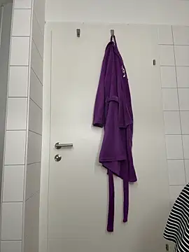 Snapshot of anjacarina chatting on 06.28.26 anjacarina online show from 06.28.26
